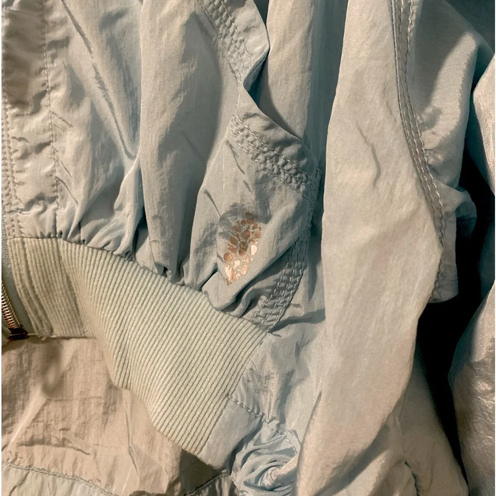 🧥 Free People Movement Windbreaker - Picture 5 of 15
